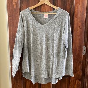 Super cozy long sleeve V neck top